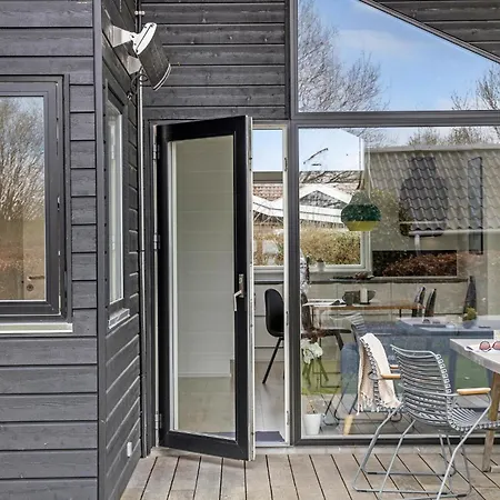 Дом отдыха Awesome In With Wifi *